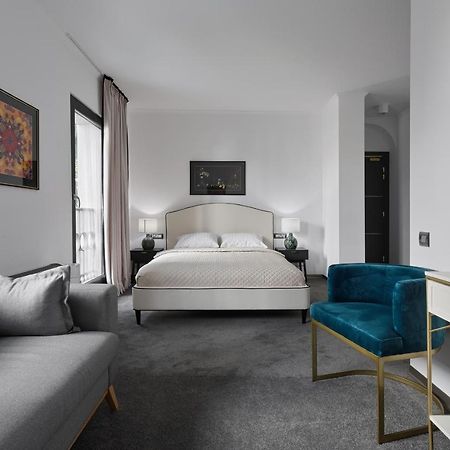 The Square Hotel คลูจ-นาโปกา ภายนอก รูปภาพ