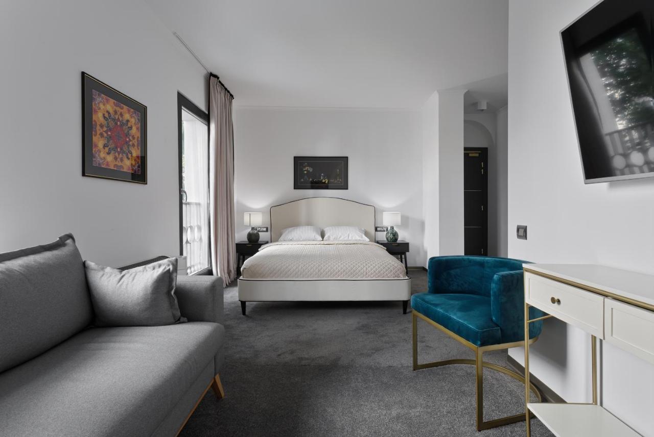 The Square Hotel คลูจ-นาโปกา ภายนอก รูปภาพ