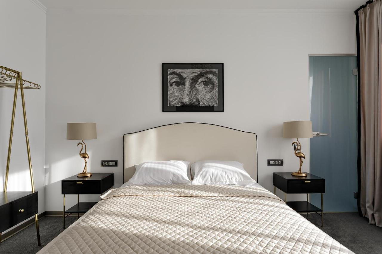 The Square Hotel คลูจ-นาโปกา ภายนอก รูปภาพ