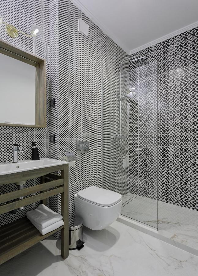 The Square Hotel คลูจ-นาโปกา ภายนอก รูปภาพ