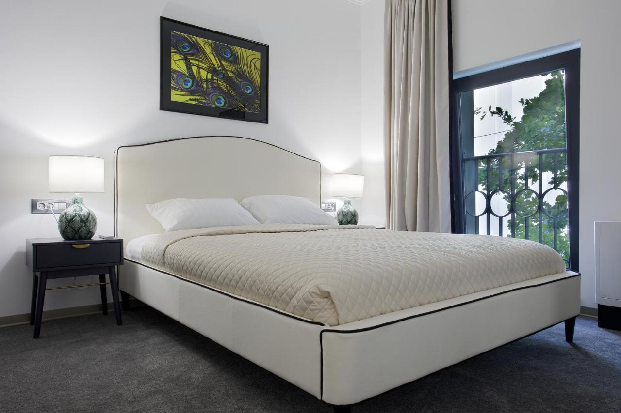 The Square Hotel คลูจ-นาโปกา ภายนอก รูปภาพ